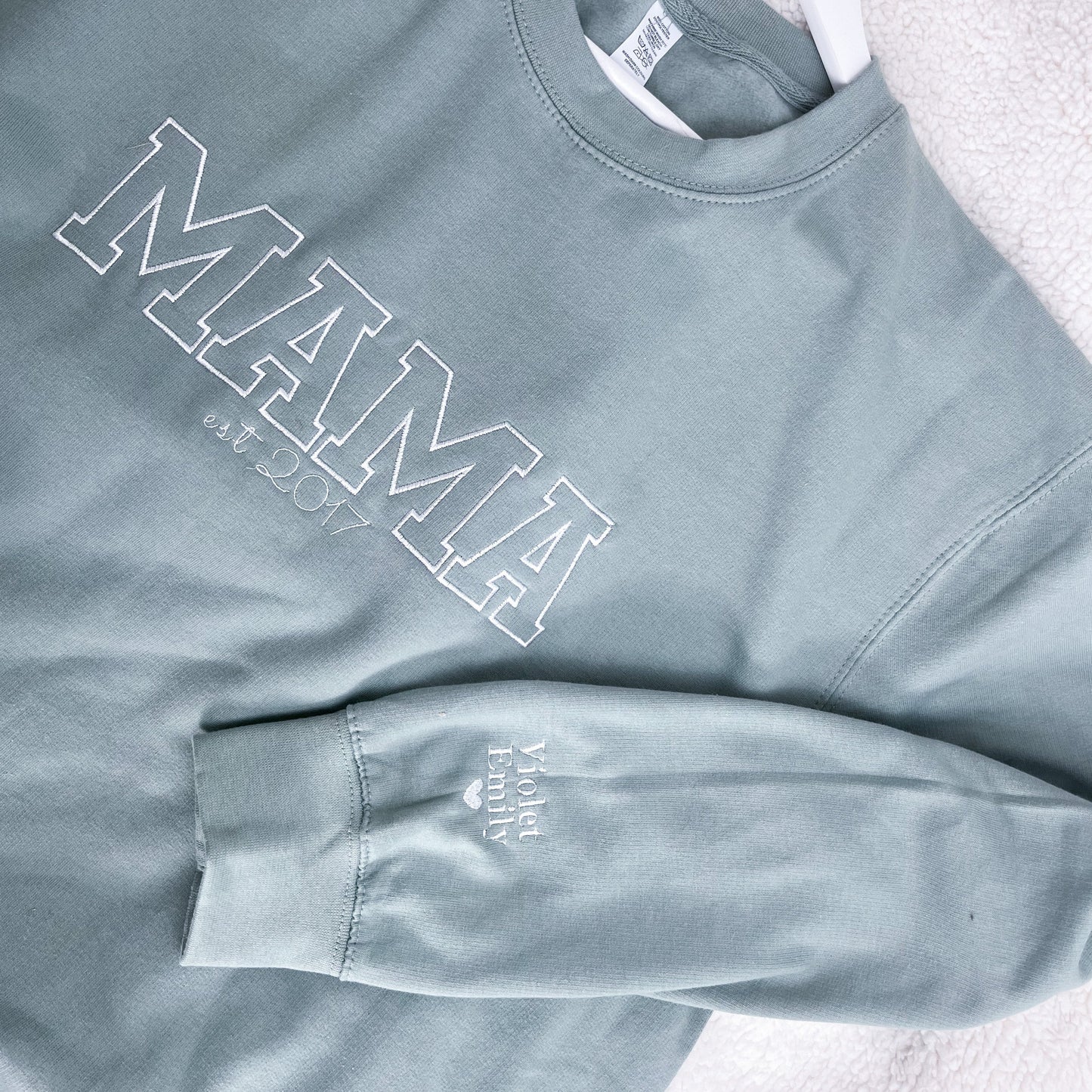 Mama Est Sweatshirt